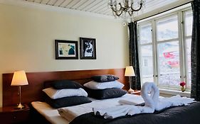 Reenskaug Hotel